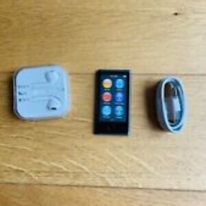 Ipod nano Gris foncé 16 go 7e génération APPLE écouteurs MP3 Musique en bon état